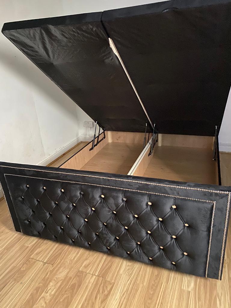 Hilton Chesterfield Ottoman Gas Lift Divan image 2