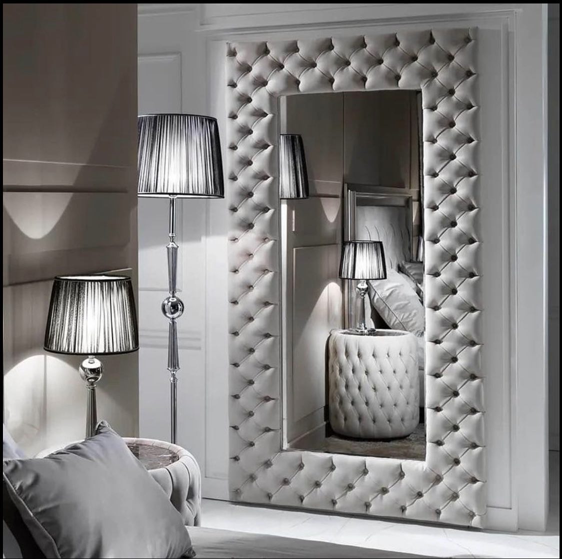 Chesterfield mirror image 0